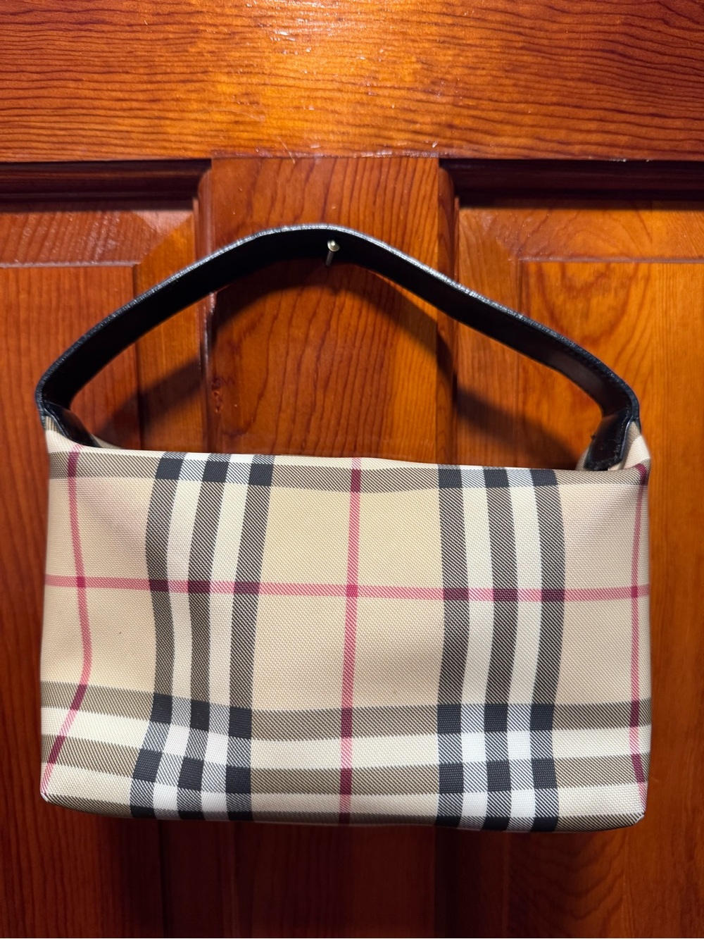 Burberry Beige Plaid Mini Shoulder Bag with Black Handle - Picture 4 of 9